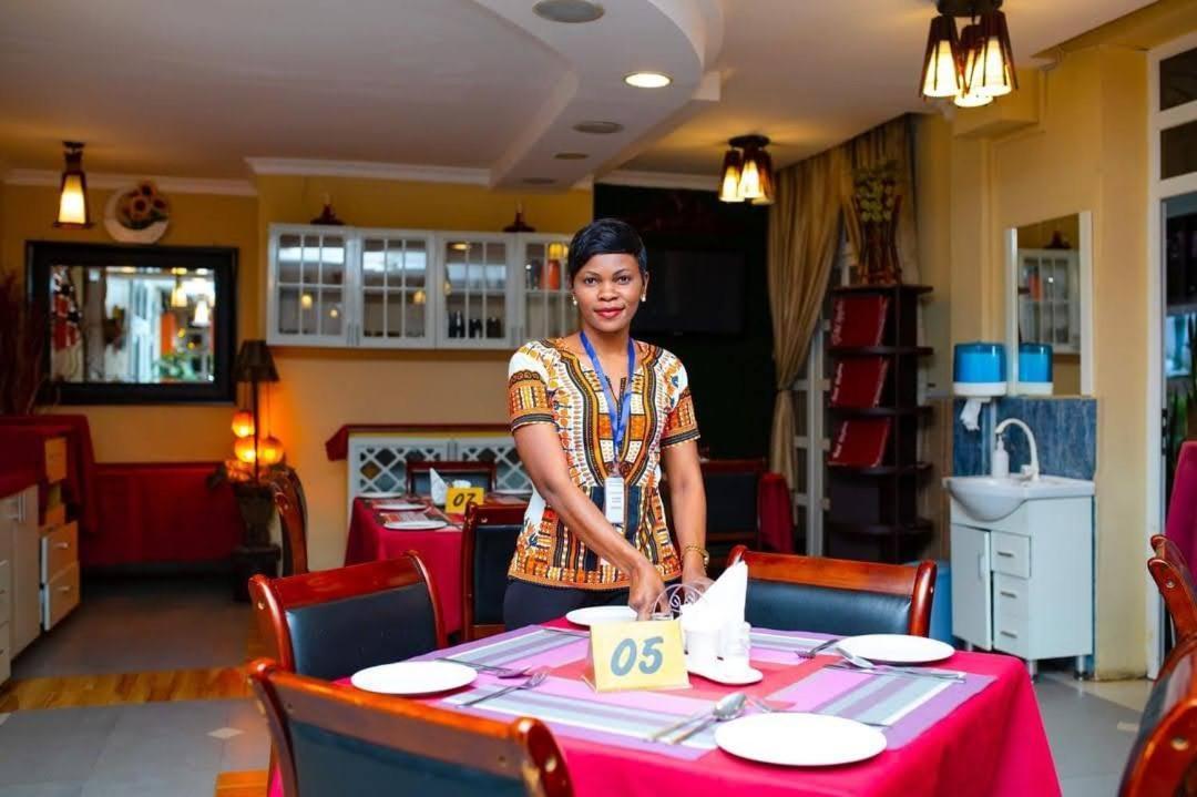 Hotel Kingdom Mwanza Extérieur photo